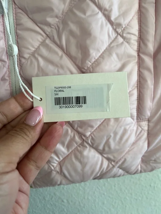 NWT Tory Burch x Masters Down Reversible Pink Floral Vest size S - Picture 3 of 7